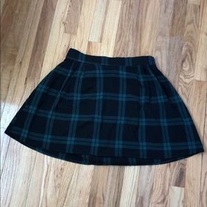 XS Plaid Old Navy Skirt